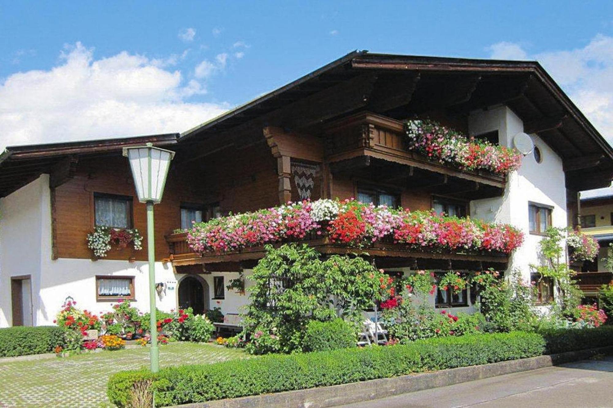 Apartment in Fügen with parking space Exterior foto